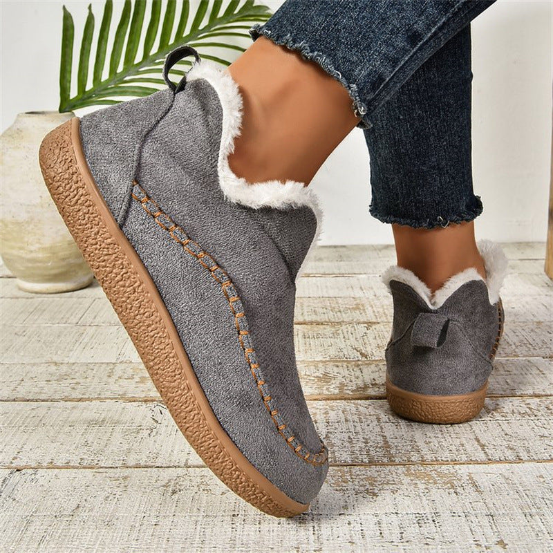 Women’s plush V-cut ankle boots, dark gray suede with white faux-fur lining