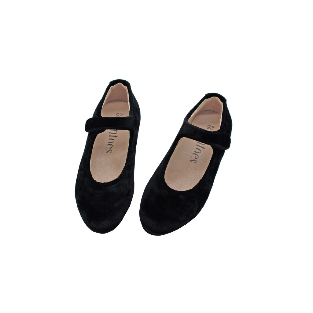 Black velvet Mary Jane flats with ankle strap, rounded closed toe