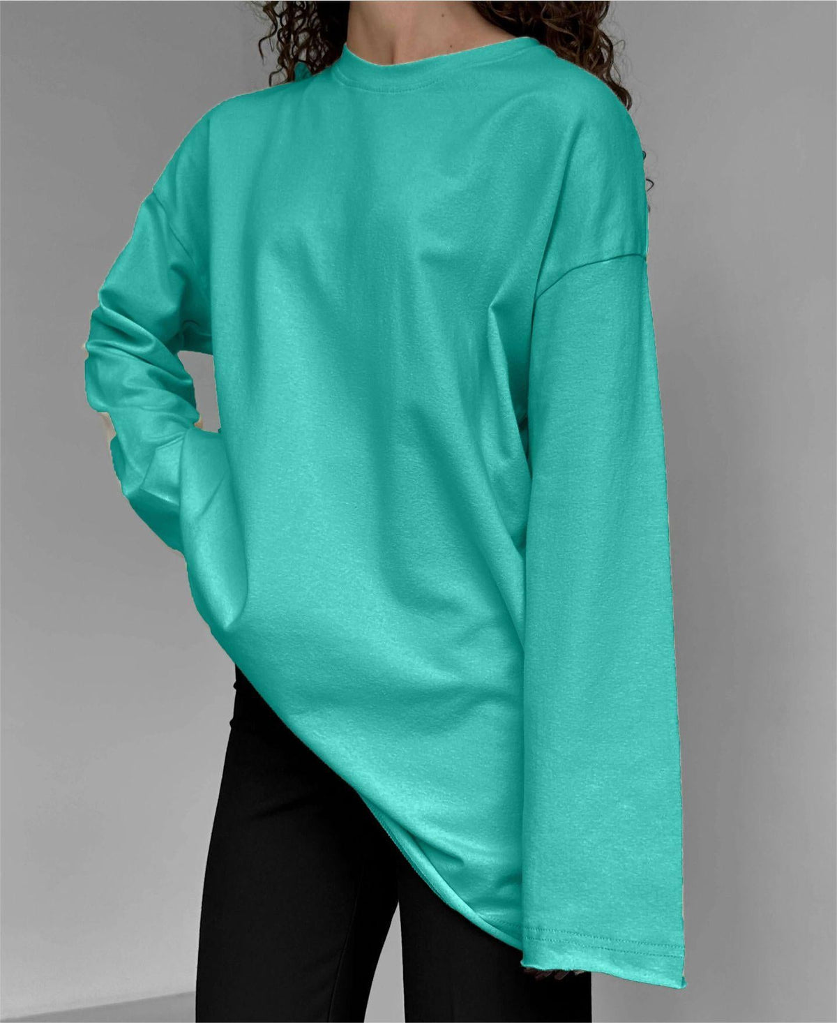 Women’s loose long-sleeve cotton T-shirt in turquoise, crew neck and relaxed fit