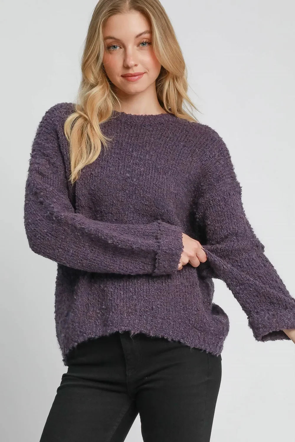 Mauve boucle plus size sweater with round neck and long sleeves
