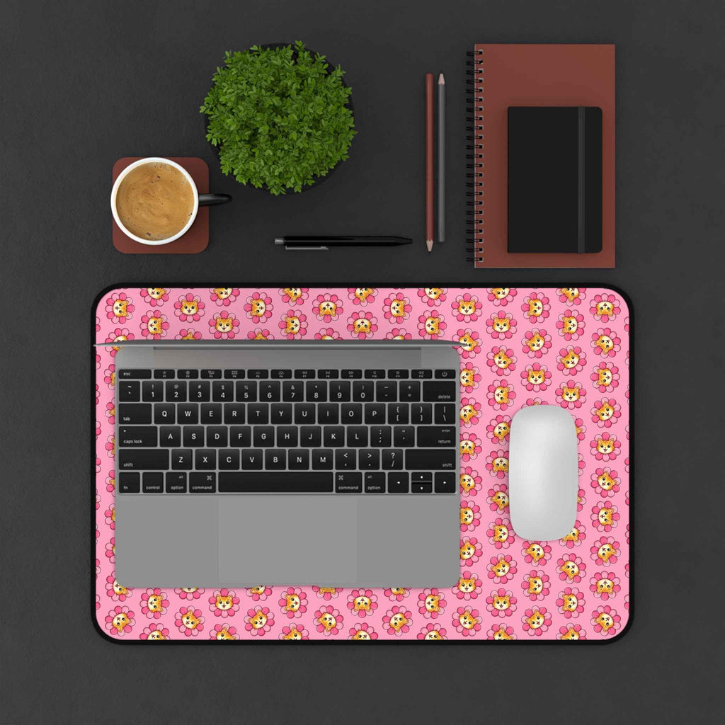 Cat-pattern desk mat featuring pink background, black outline, and mouse area cutout
