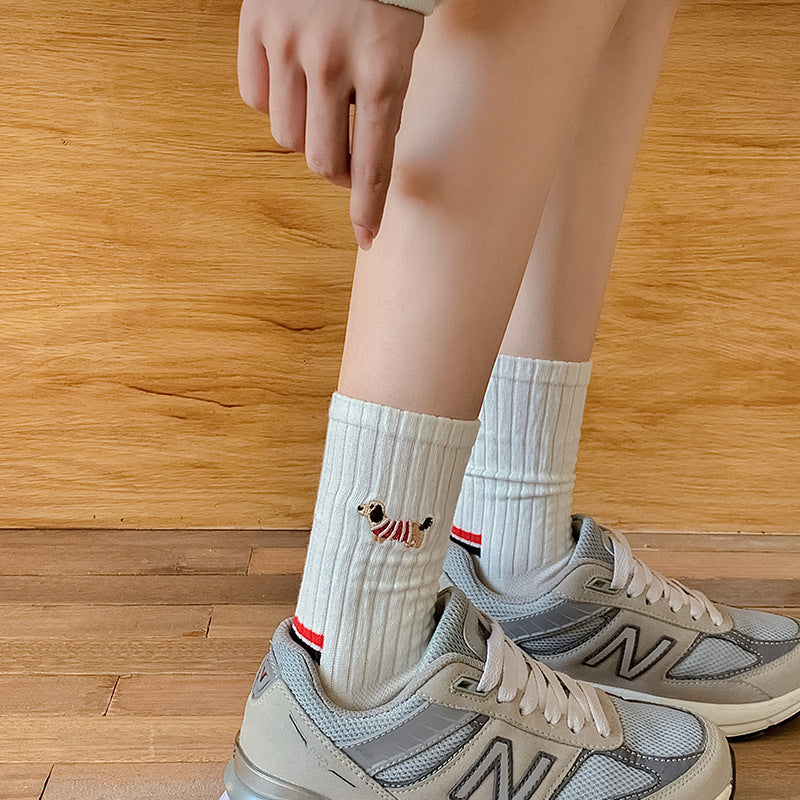 Children's light gray ribbed socks with dog embroidery and red/blue stripe cuff