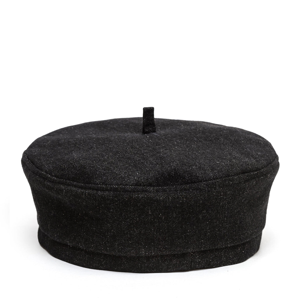 Black textured beret with center top tab and structured side band