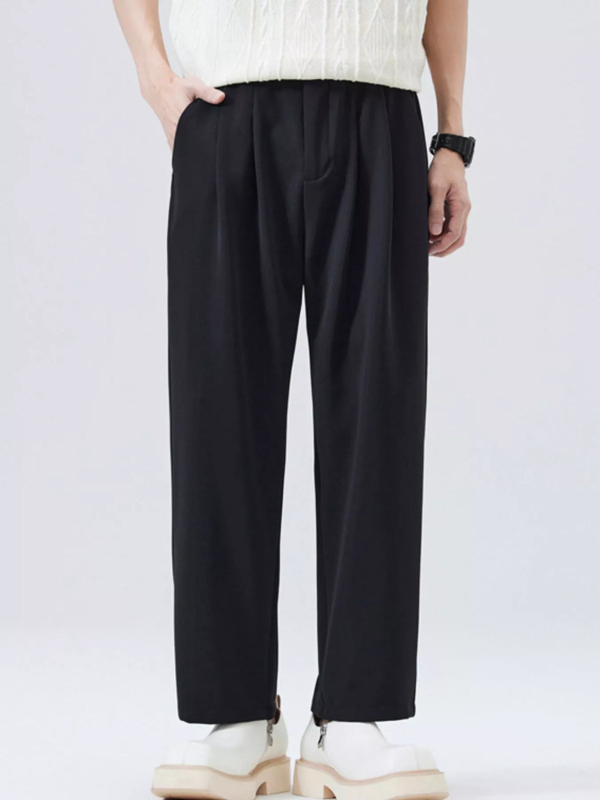 Men's loose-fit casual pants, black, elastic waistband with wide straight legs