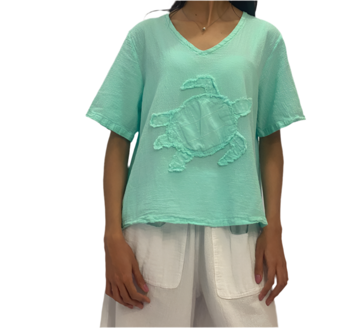 Mint green cotton gauze V-neck short-sleeve top with turtle applique