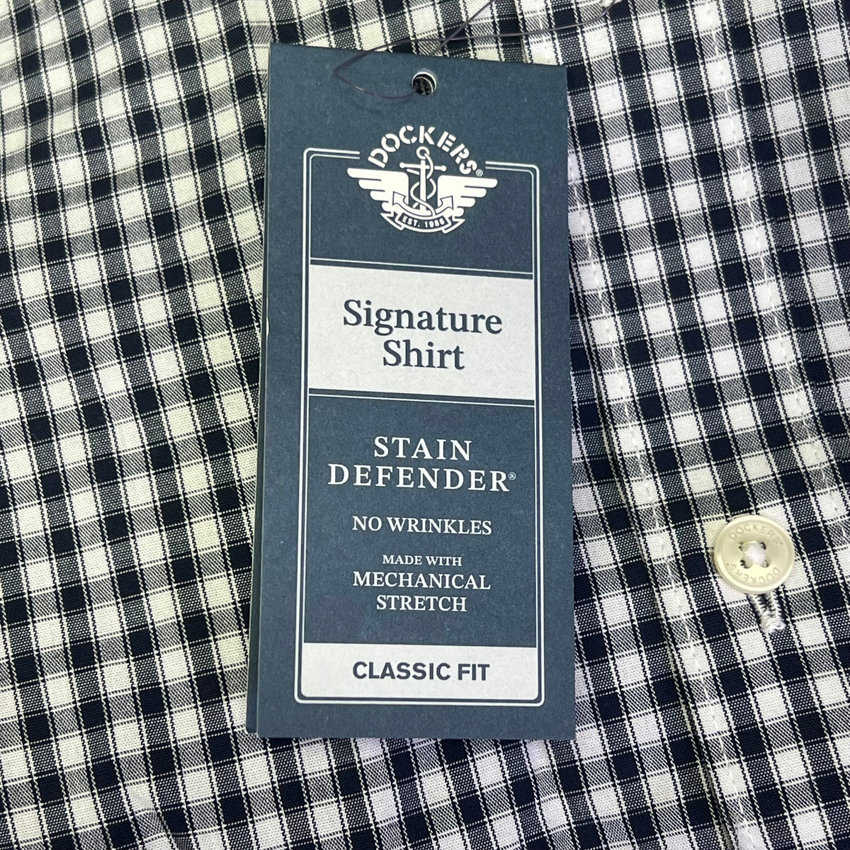 Dockers Signature shirt label tag on checkered button-up shirt