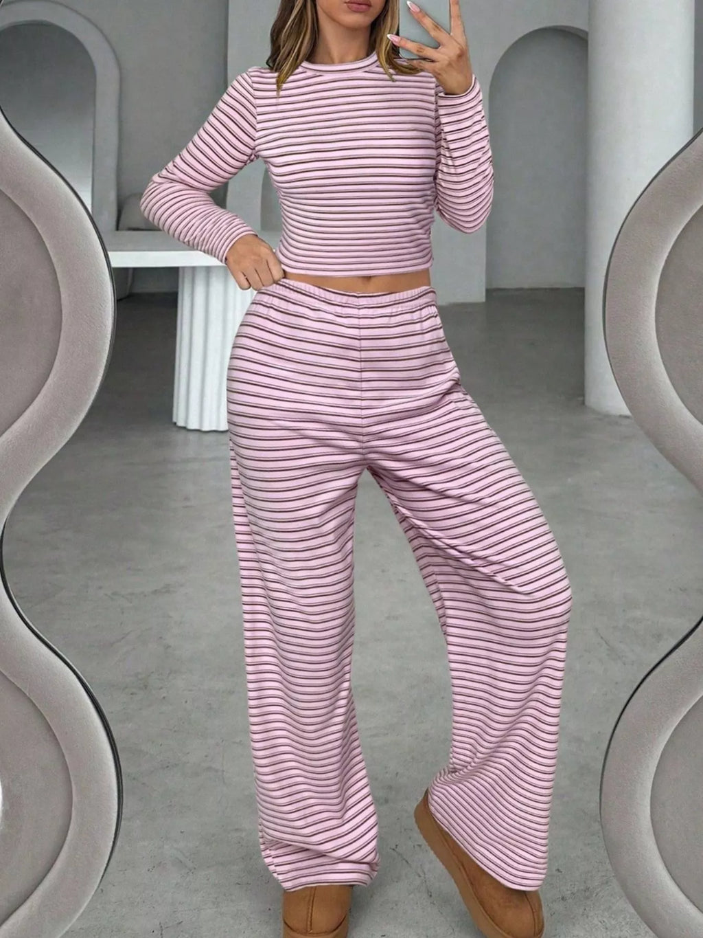 Pink striped long-sleeve crop top and wide-leg pants set, mirror selfie pose