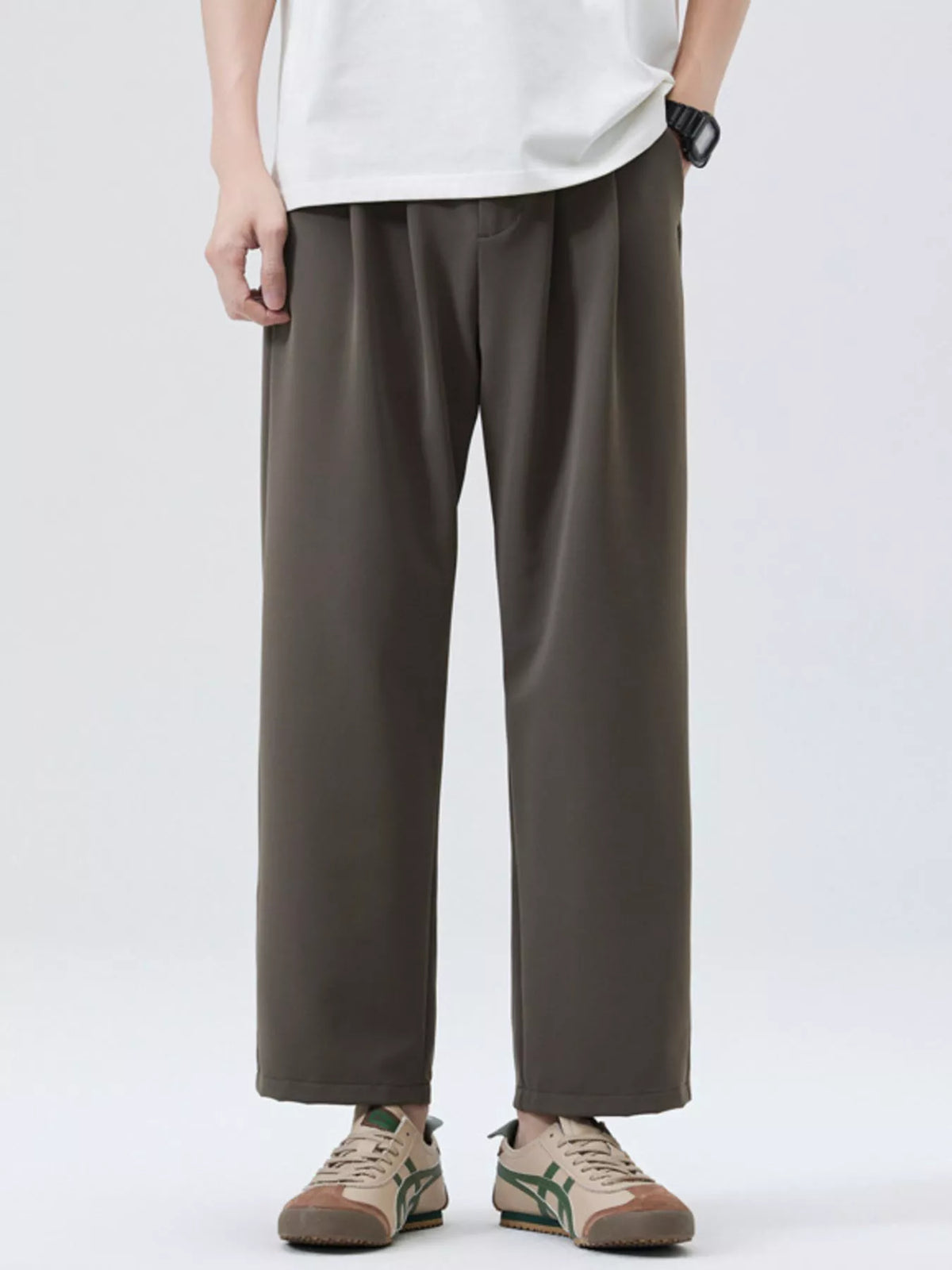 Men's loose-fit casual pants, brown, straight relaxed fit with elastic waistband