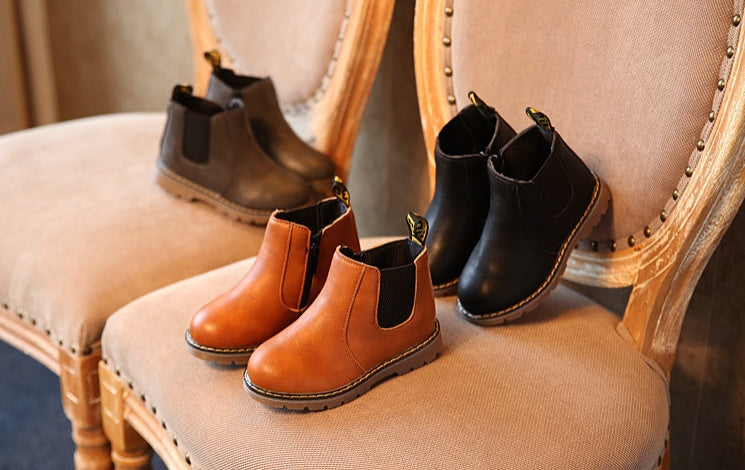 Kids leather short boots, side elastic with fur lining, black and tan/brown