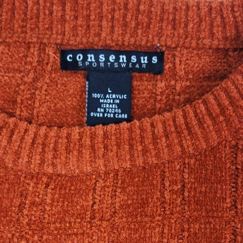 Inner neck label: Consensus Sportswear, 100% acrylic knit