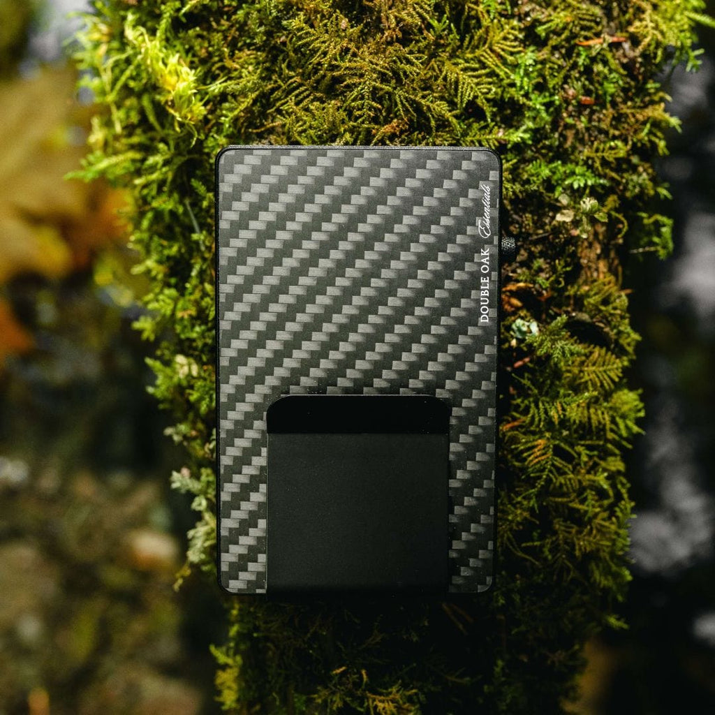 Carbon-fiber pop-up cardholder with front money clip window