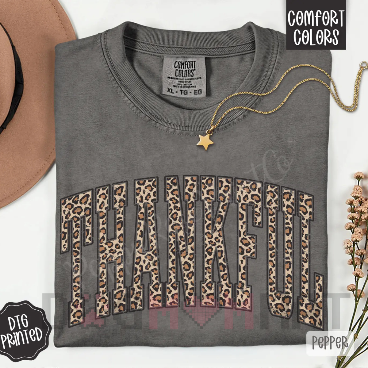 Women’s dark gray T-shirt with leopard-print “Thankful” graphic and gold star pendant