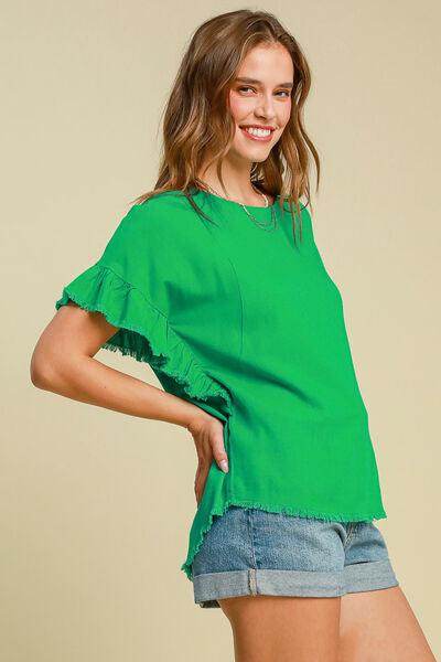 Green ruffle short-sleeve blouse with raw hem, crew neck