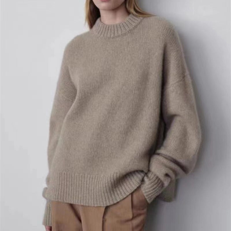 Plus-size crew-neck pullover sweater, loose fit, camel-beige knit