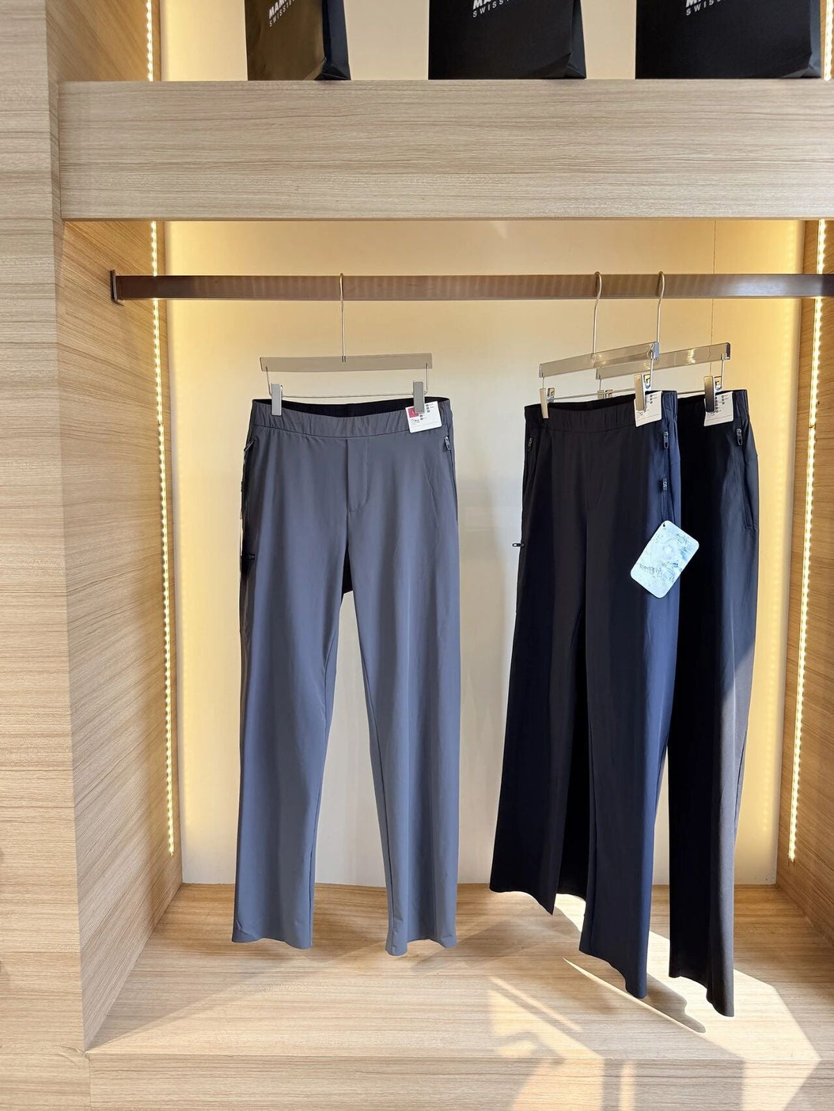 Men's quick-dry pants, elastic waist, zip pockets; gray and black