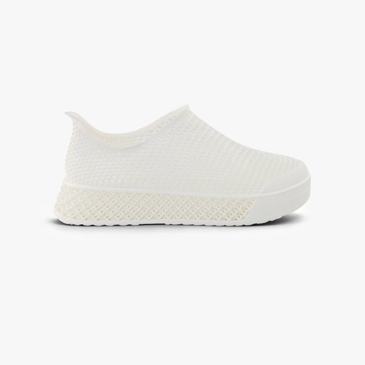White 3D-printed slip-on casual sneakers with cushioned low sole