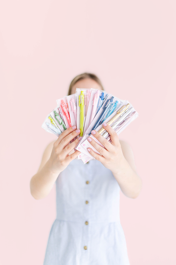 3-pack gel pen set with colorful pens, shown held together