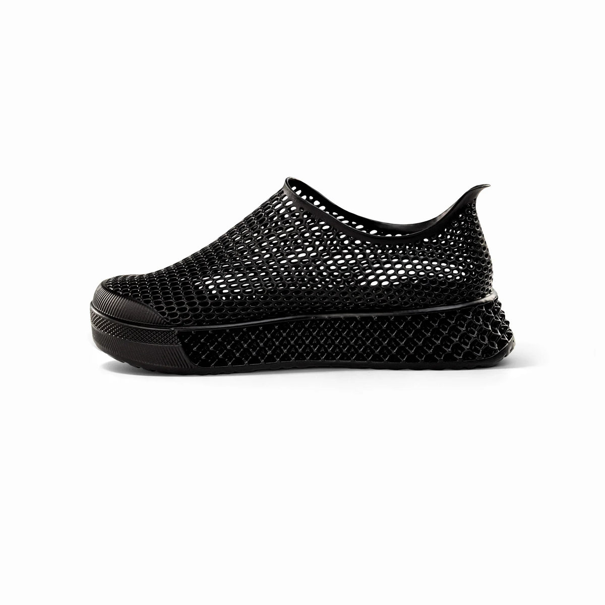 Black 3D-printed casual sneakers, low top slip-on with textured mesh upper