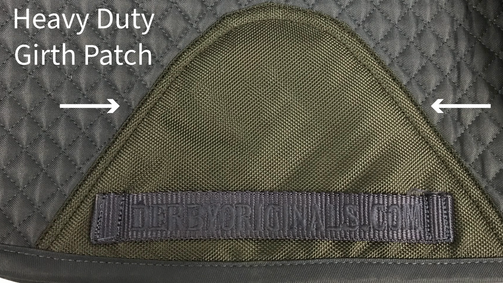 Hunter green English saddle pad with front pocket and half fleece lining