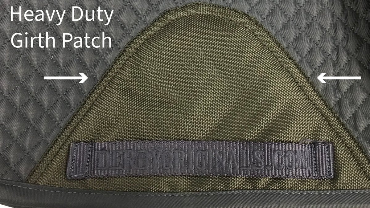 Hunter green English saddle pad with front pocket and half fleece lining