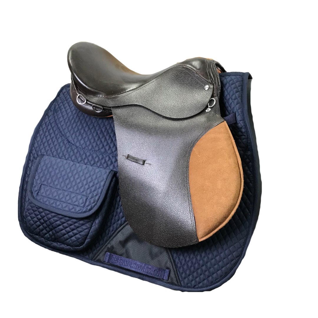 Navy English saddle pad with front pockets and quilted fabric, half fleece lining