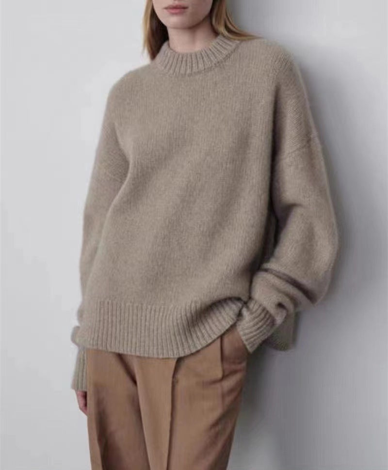 Plus-size crew-neck pullover sweater, loose fit, camel-beige knit