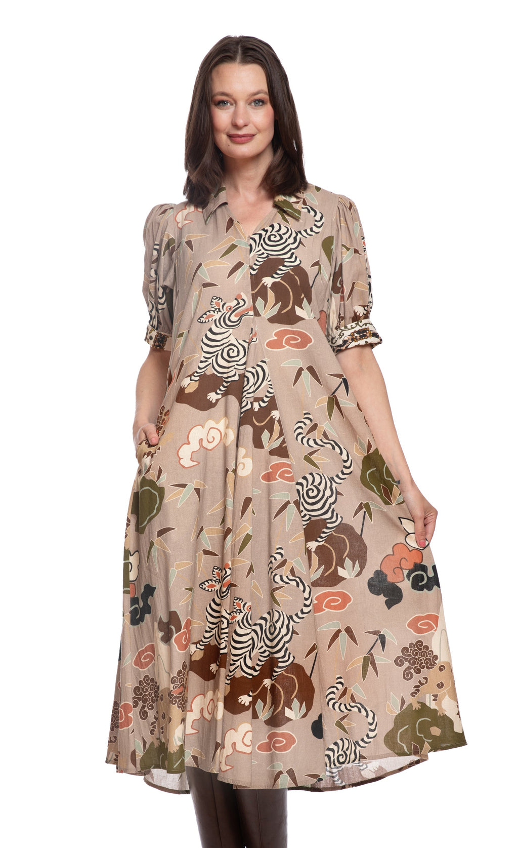 Beige safari-print midi dress with 3/4 sleeves and V-neckline