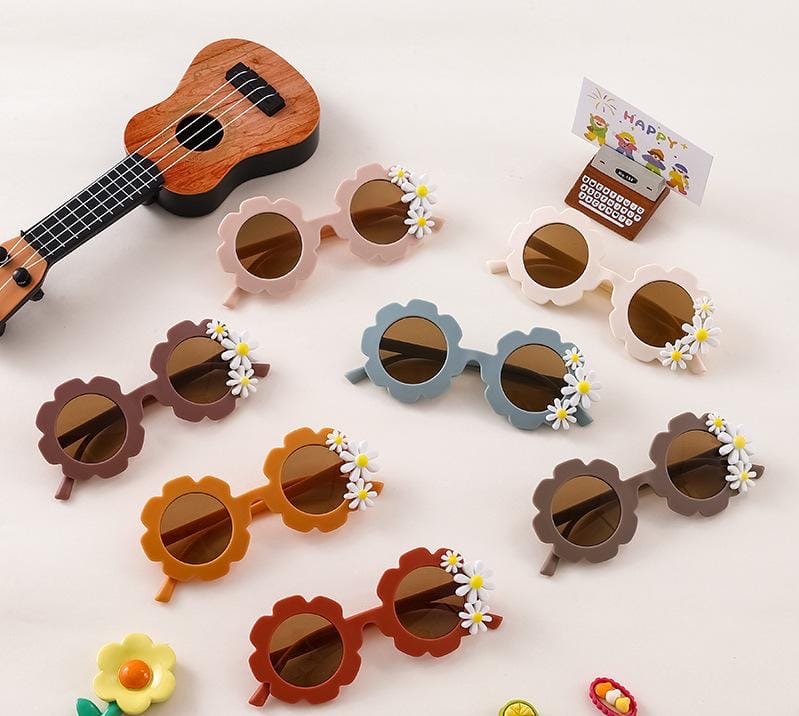 Kids flower sunglasses assortment with daisy decorations and tinted lenses