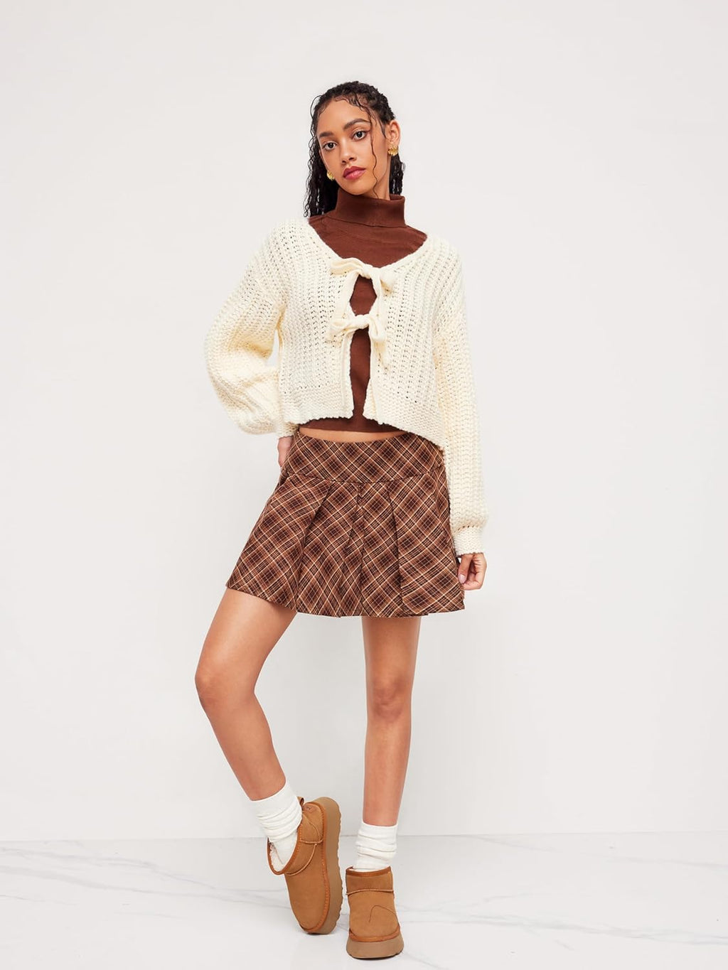 Women’s cream knit V-neck tie-front cardigan sweater with long sleeves