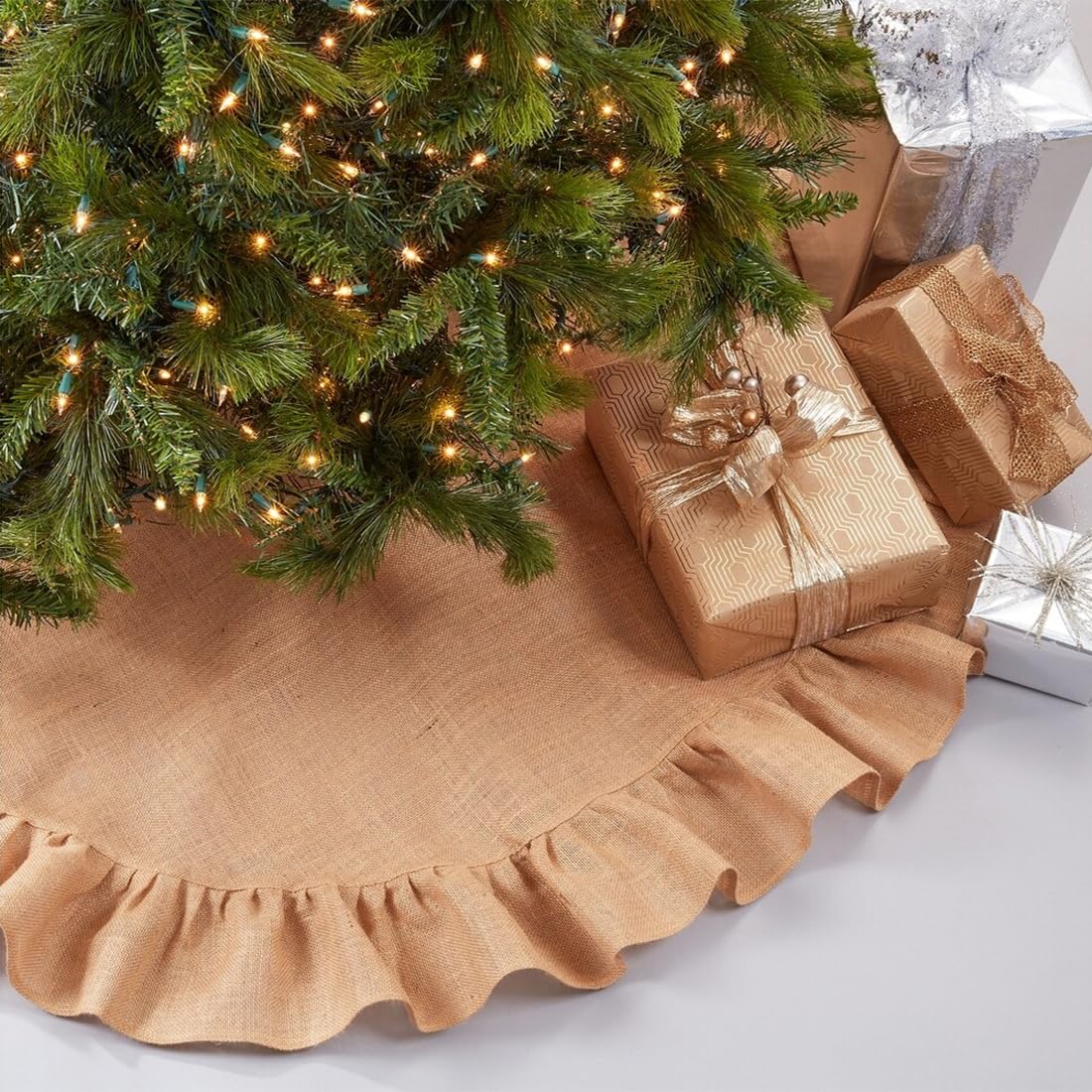 Natural burlap tree skirt with ruffled hem edge