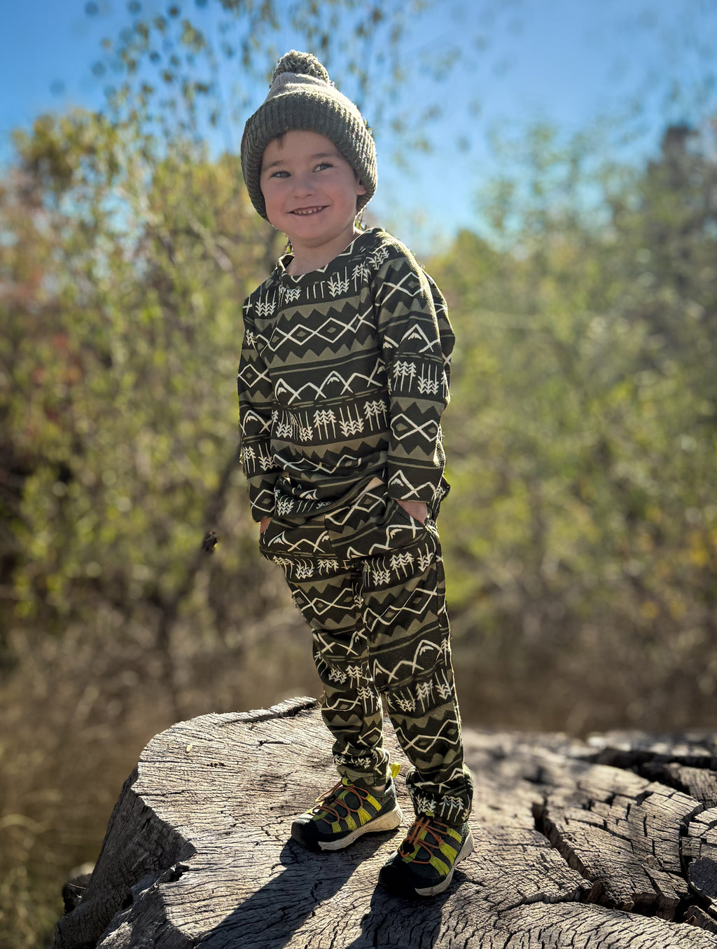 Fleece mid layer set with dark green fair isle print, long-sleeve top and full-length pants