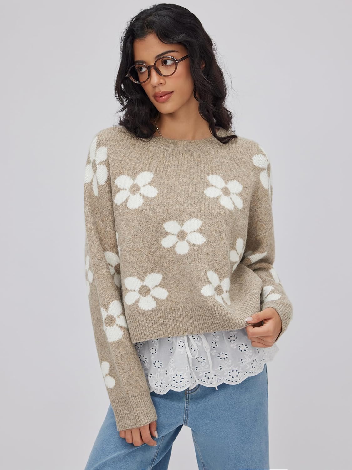 Women’s khaki knit sweater with white daisy flowers and long sleeves