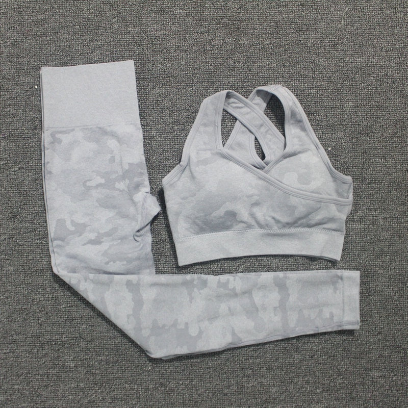 Camouflage yoga set with sports bra and leggings, white and light gray