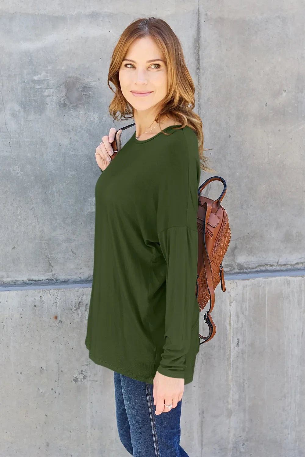 Army green relaxed long-sleeve tee with crew neck, full-length sleeves