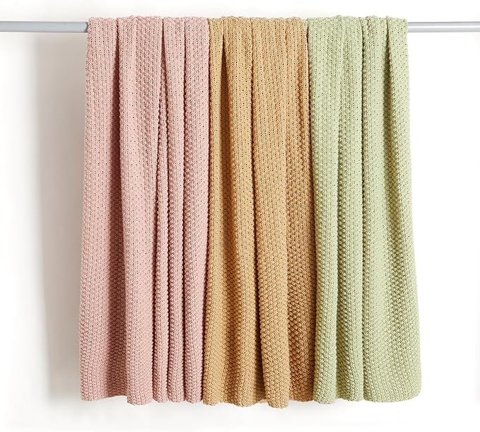 Chunky cable knit throw blanket set of folded stripes in dusty rose and green