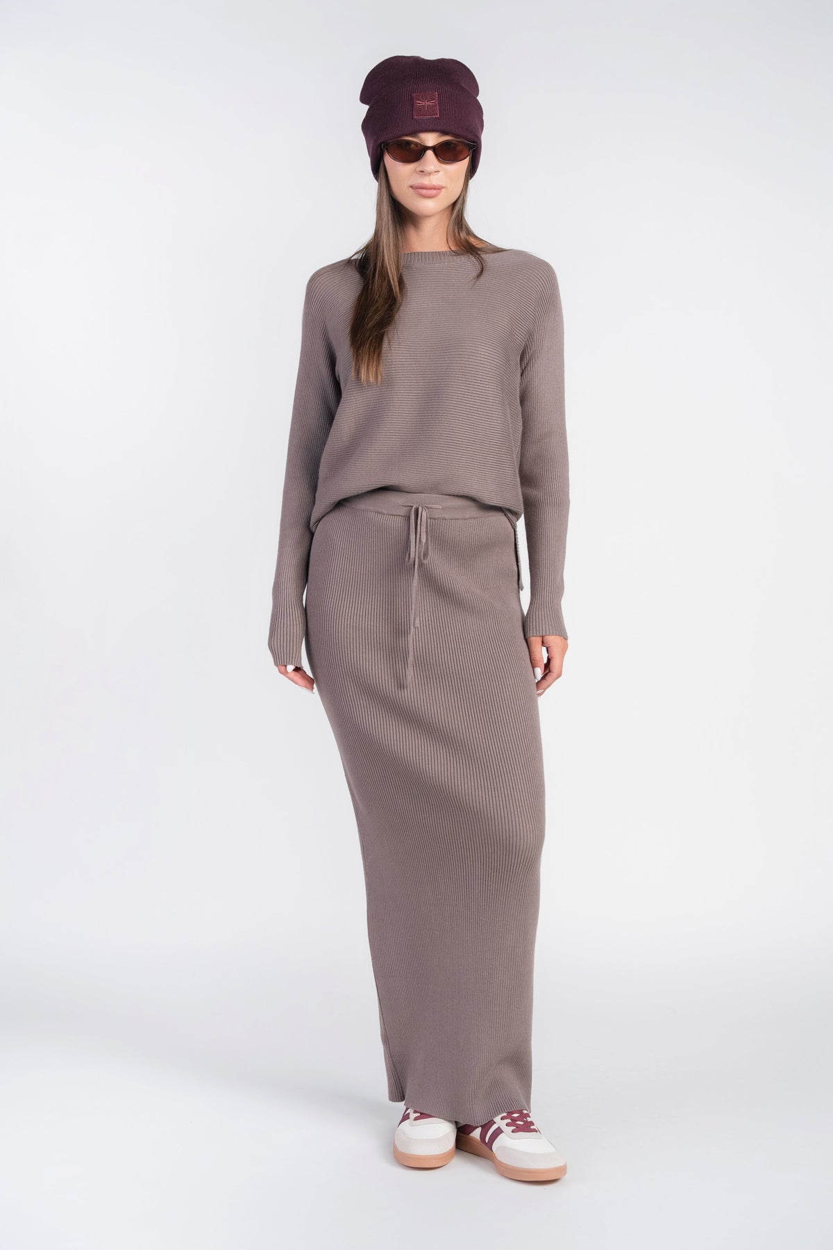 Mushroom ribbed knit midi skirt with drawstring waist