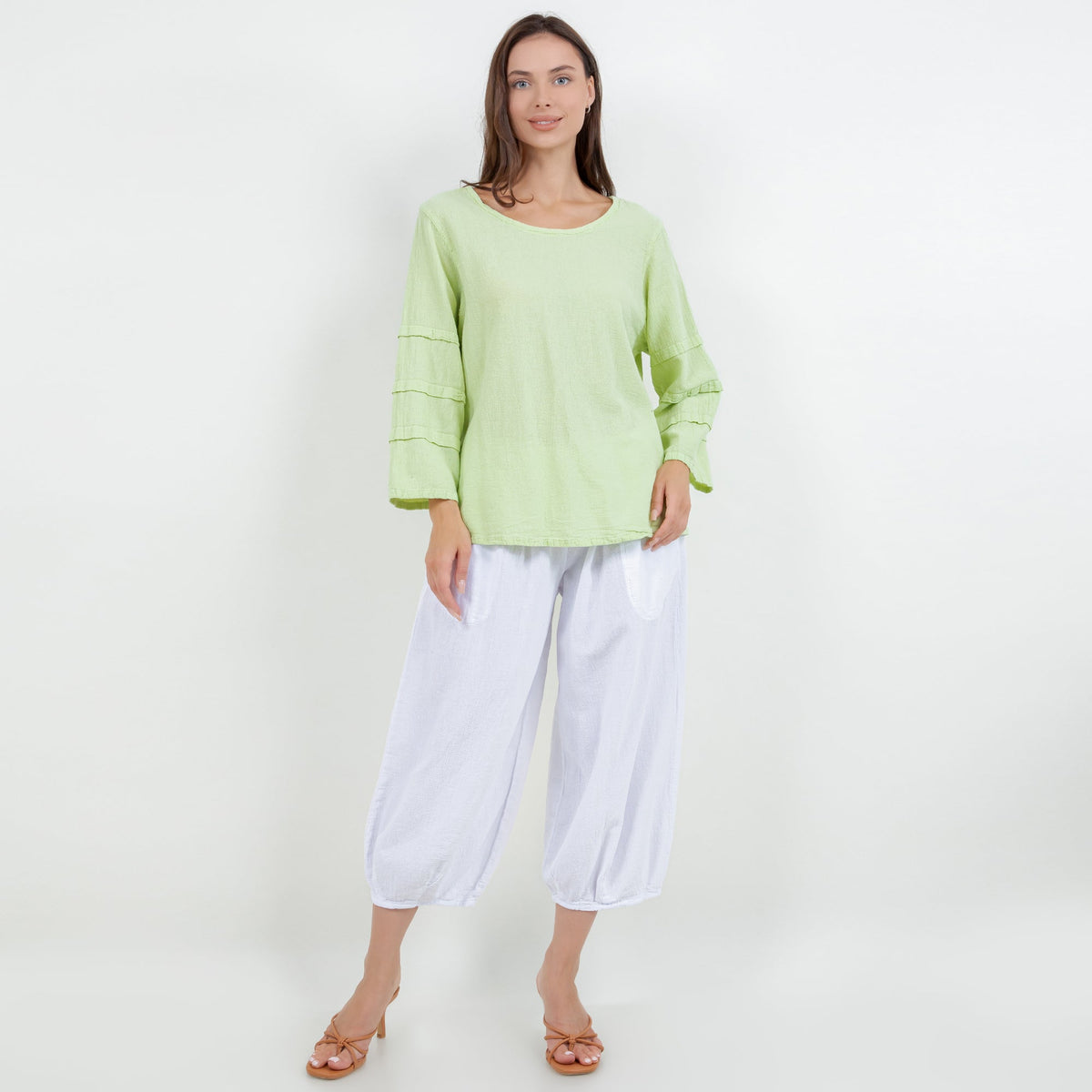 Elena cotton gauze top in light green, elbow-length sleeves, loose fit