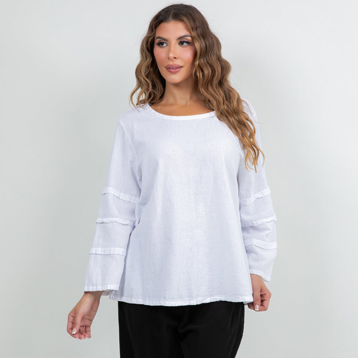 White cotton gauze sabrina top with bateau neckline and tiered 3/4 sleeves