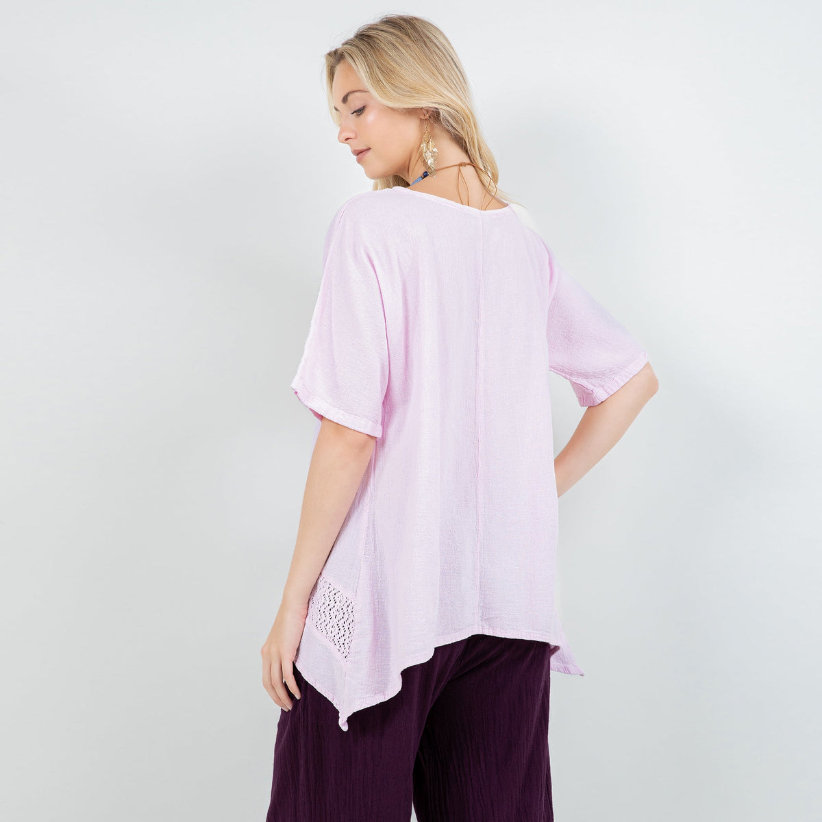 Women’s cotton gauze Cynthia top in lilac, back view with crochet hem accent