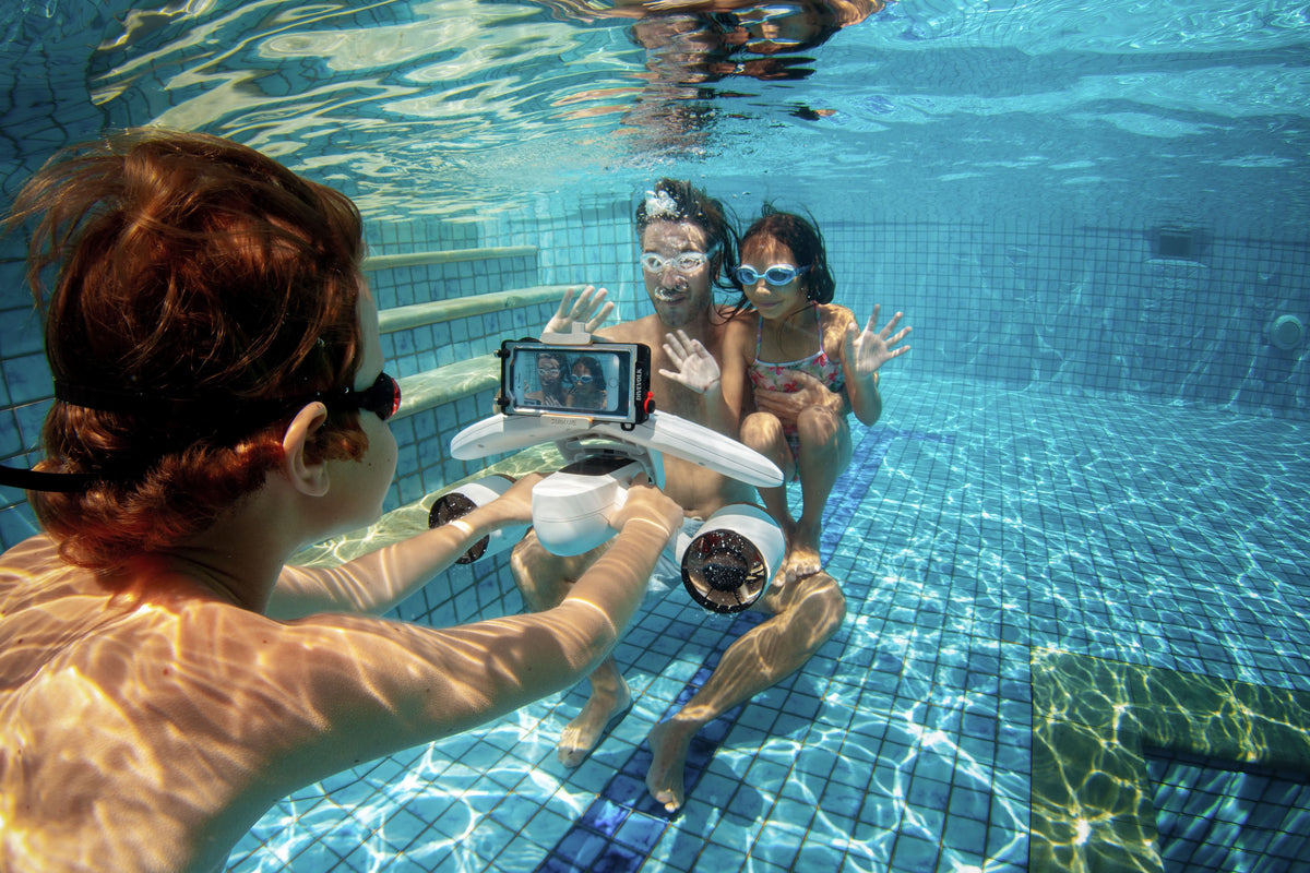 Underwater drone with camera and display, used while swimming