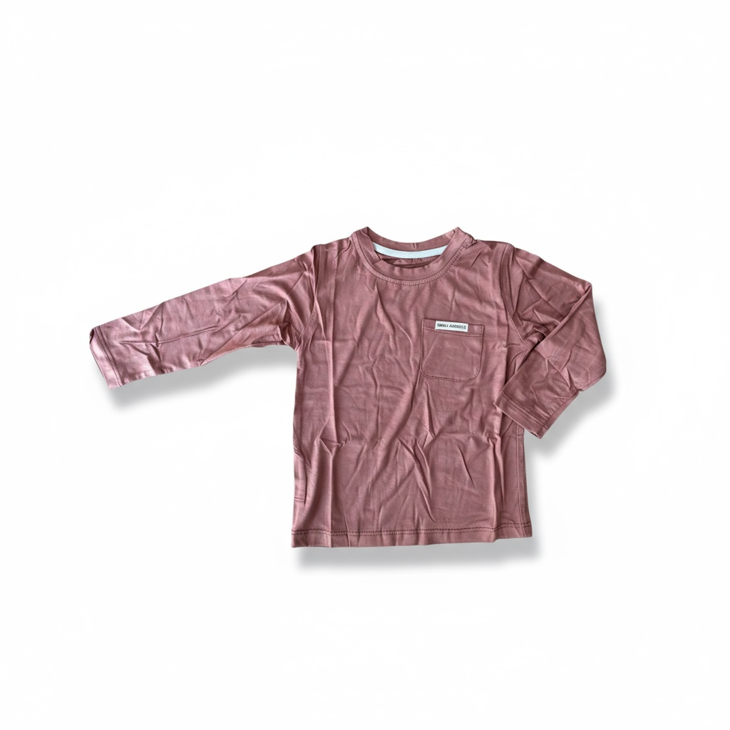 Dusty rose bamboo long-sleeve T-shirt with crew neck and small chest tag
