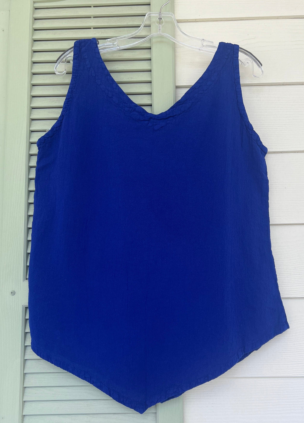 Women's cotton gauze tank top, dark blue, V-neck sleeveless with angled hem