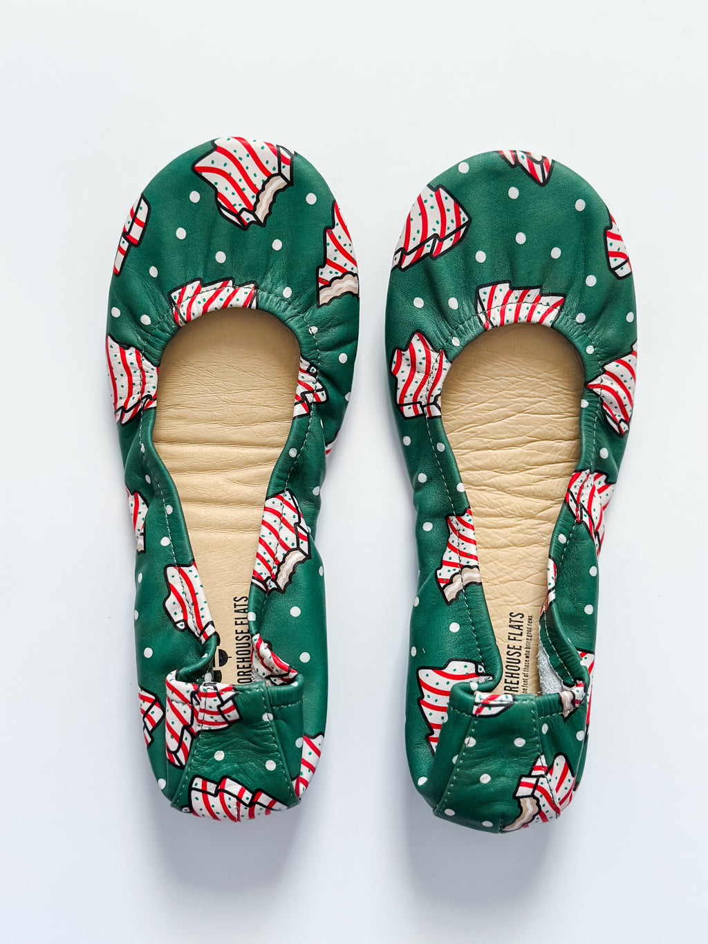 Green fabric slip-on shoes with candy cane and cookie pattern, open toe, soft insole