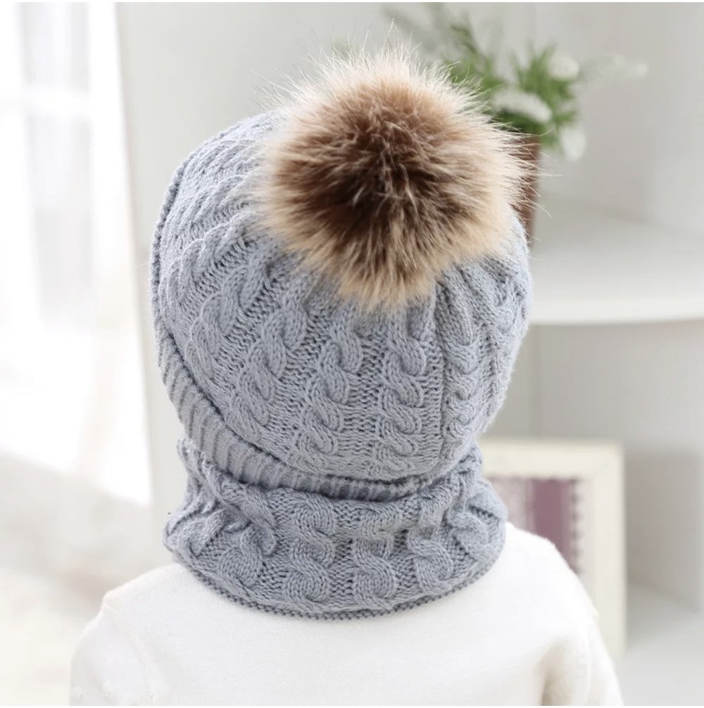 Kids cable knit beanie and scarf set, light gray with brown pom pom