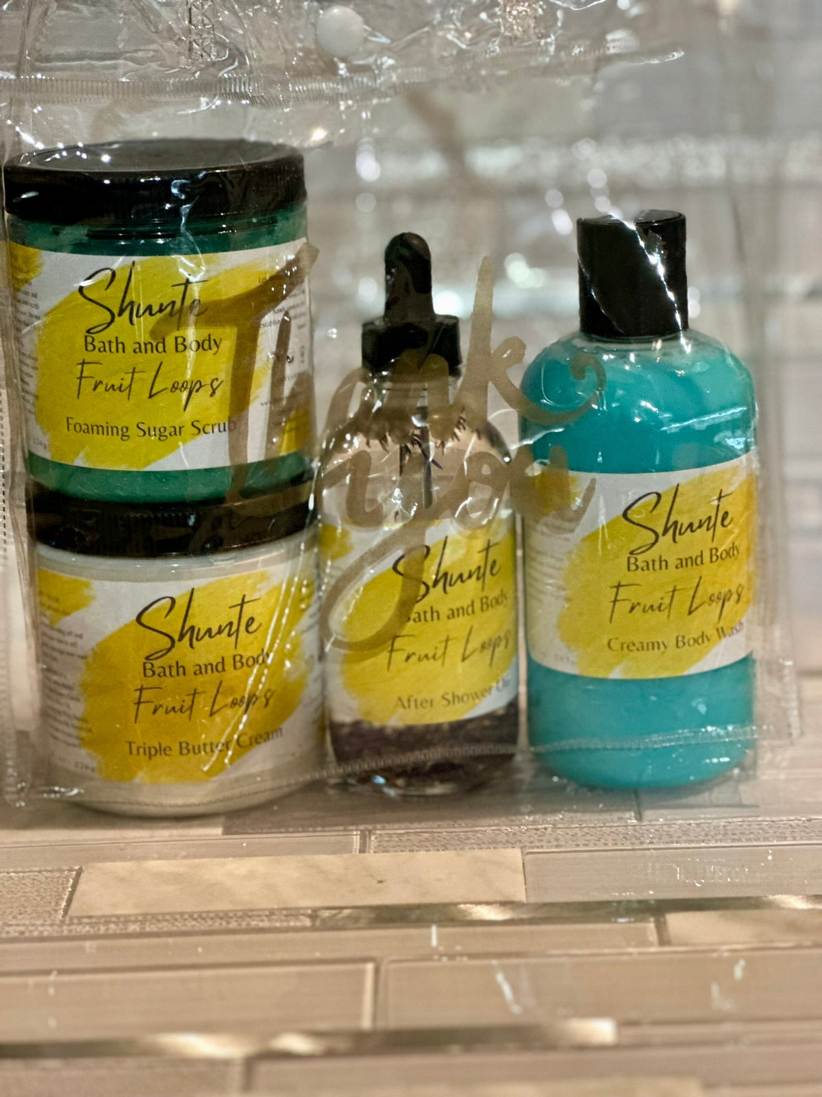 Bath and body gift set (4 items): jars, dropper oil, pump bottle in clear bag