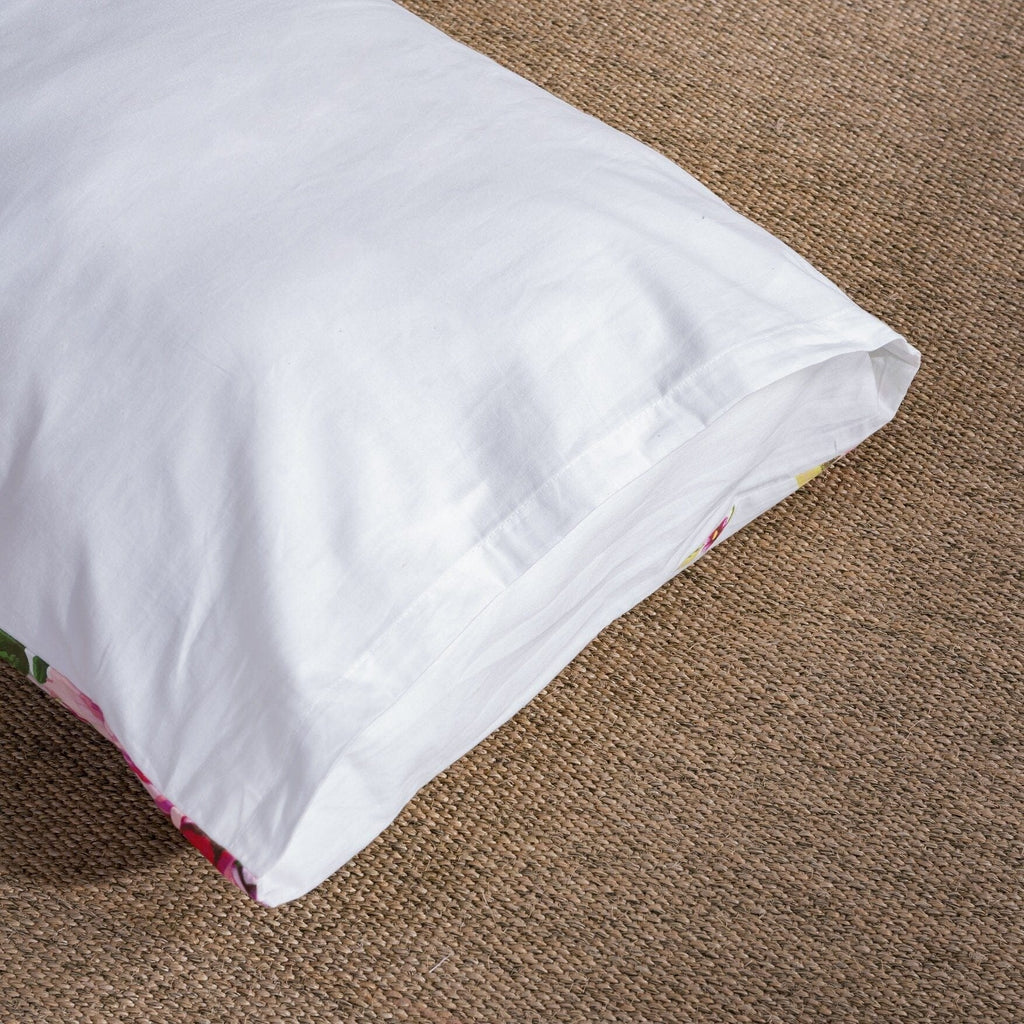 White fitted sheet corner with straight clean hem, smooth solid fabric