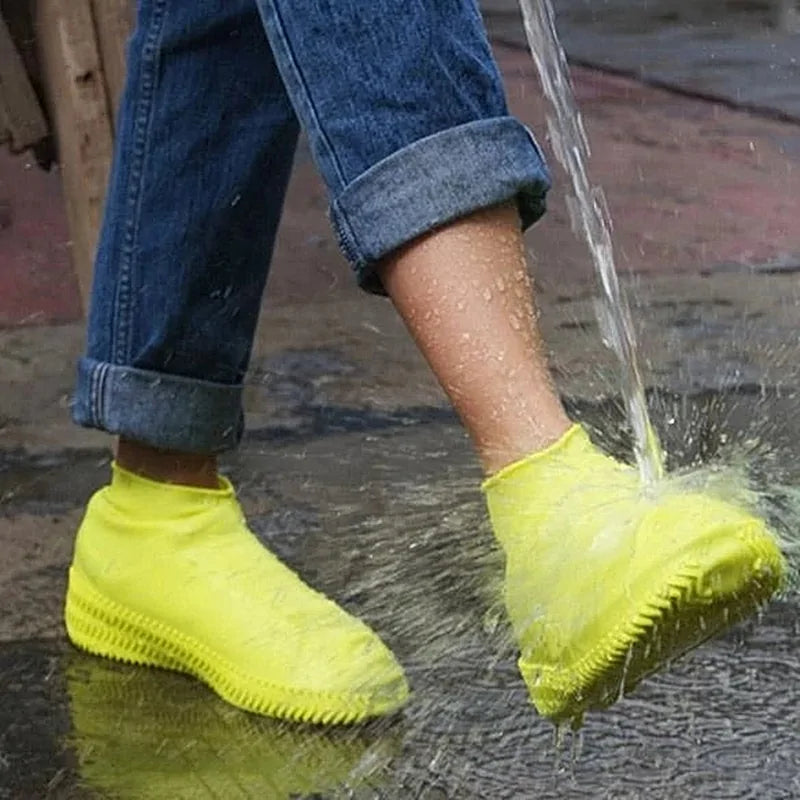 Yellow silicone waterproof shoe cover boots with water-splash protection