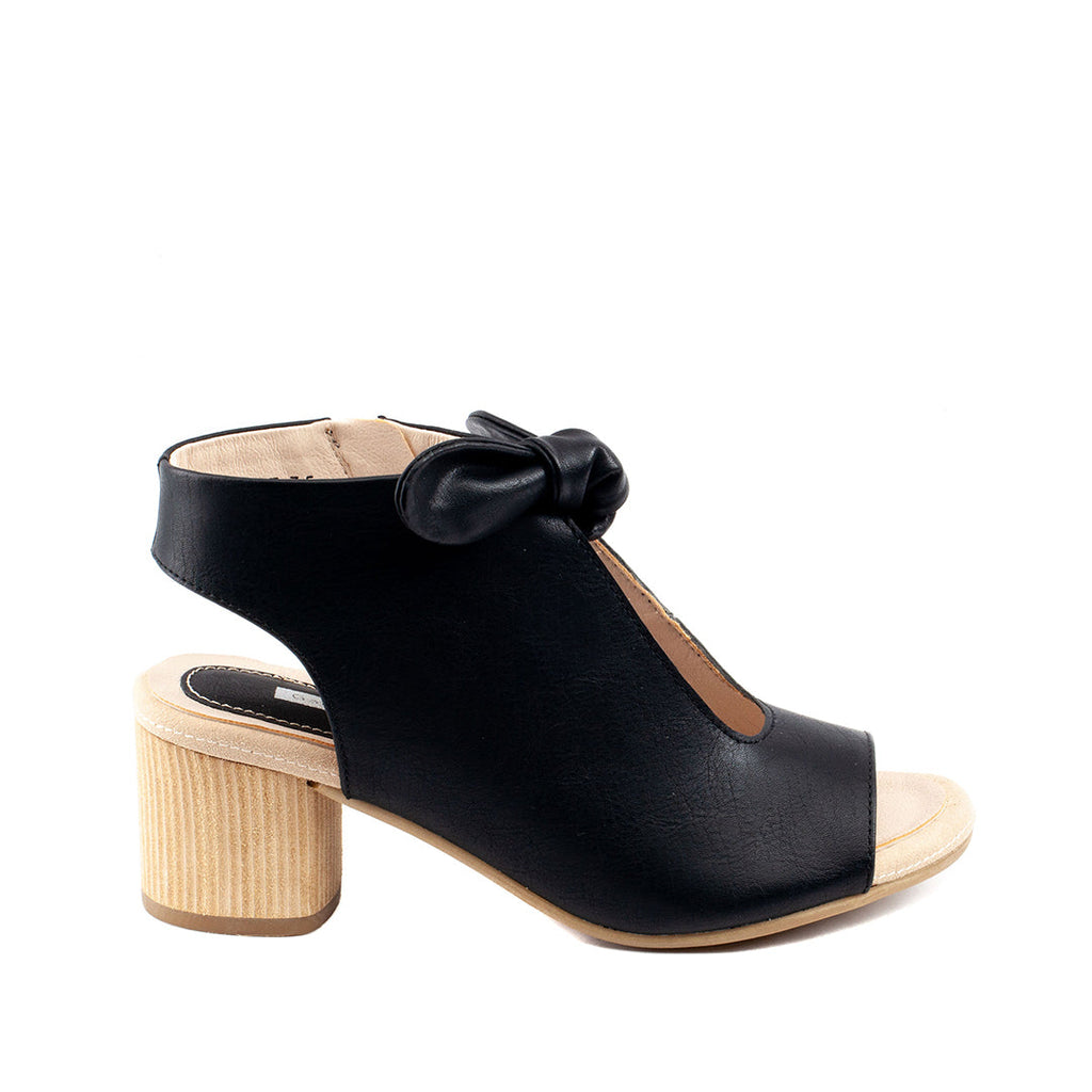 Black peep-toe heeled sandals with bow ankle strap and block heel