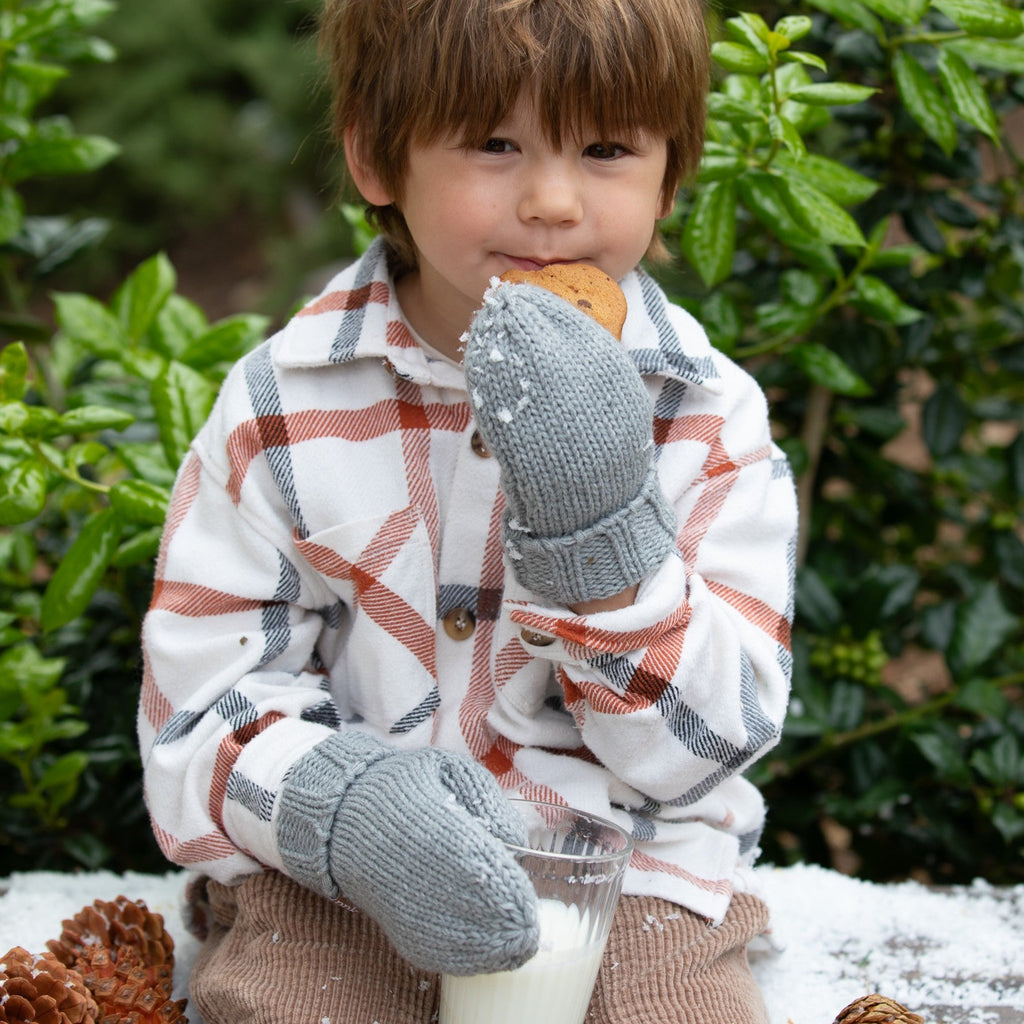 Grey knit mittens with ribbed cuffs, fleece-lined for kids