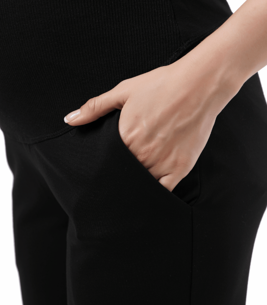 Black maternity trouser with side pocket detail and ribbed textured fabric